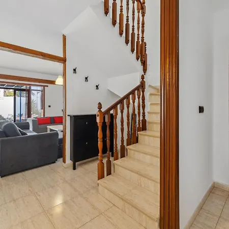 Bayside Casa Canto Refugio Ideal En Dom wakacyjny Costa Teguise